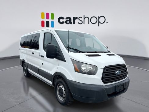 Used 2017 Ford Transit 150 XL image 7