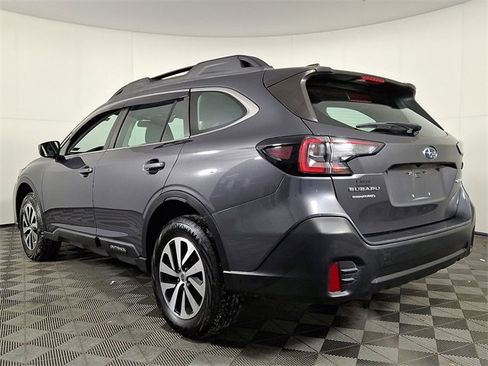 Used 2021 Subaru Outback 2.5i image 7