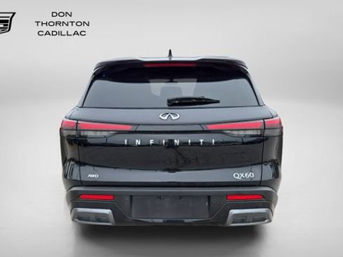 Used 2023 INFINITI QX60 Sensory w/ Vision Package AWD/4WD image 4
