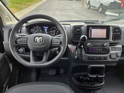 New 2026 RAM ProMaster 2500 w/ Convenience Group image 16