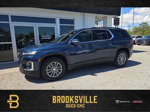 Certified 2023 Chevrolet Traverse LT image 1
