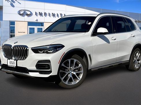 Used 2022 BMW X5 xDrive40i w/ Premium Package image 1
