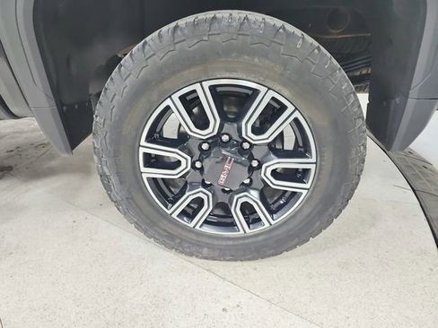 Used 2023 GMC Sierra 2500 AT4 w/ AT4 Premium Plus Package image 46