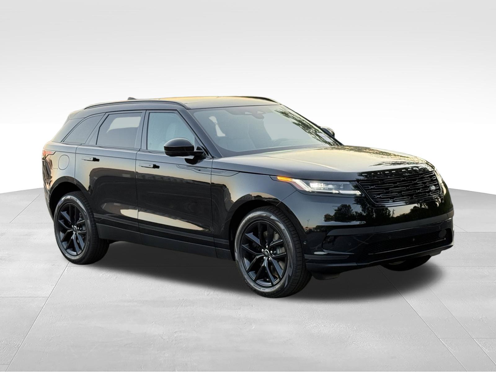 New 2026 Land Rover Range Rover Velar S AWD/4WD image 8