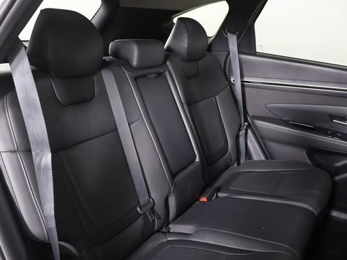Certified 2022 Hyundai Tucson Limited AWD/4WD image 37