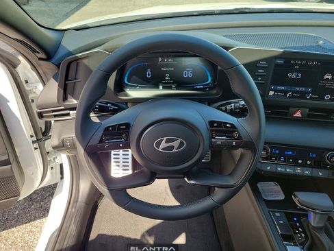 New 2026 Hyundai Elantra SEL Sport Premium FWD image 20