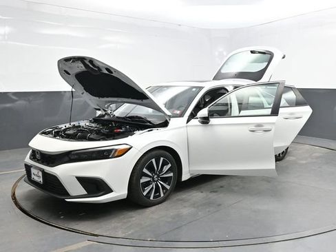 Used 2023 Honda Civic EX-L image 40