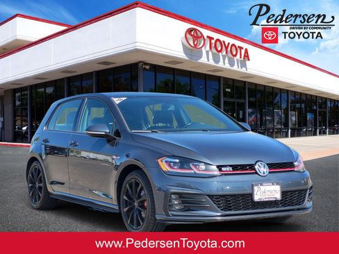 Used 2018 Volkswagen GTI SE w/ SE Leather Package FWD image 1