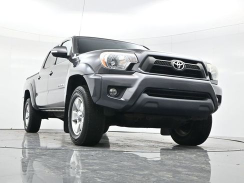 Used 2015 Toyota Tacoma 4x4 Double Cab image 45