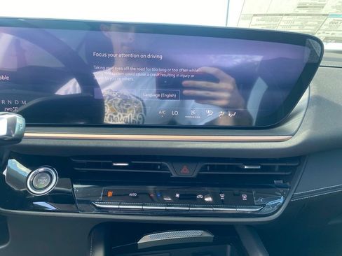 New 2026 Buick Envision Sport Touring AWD/4WD image 14