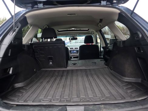 Used 2018 Subaru Outback 2.5i Premium image 39