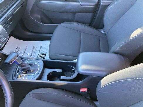Used 2025 Hyundai Kona SEL image 24