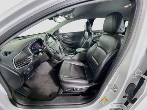 Used 2024 Chevrolet Malibu LT FWD image 13