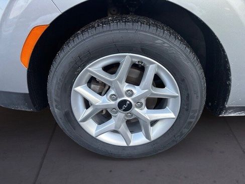 Certified 2023 Kia Soul LX w/ LX Technology Package image 9