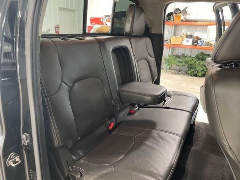Used 2015 Nissan Frontier PRO-4X AWD/4WD image 19