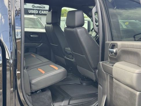 Used 2022 GMC Sierra 2500 AT4 image 31