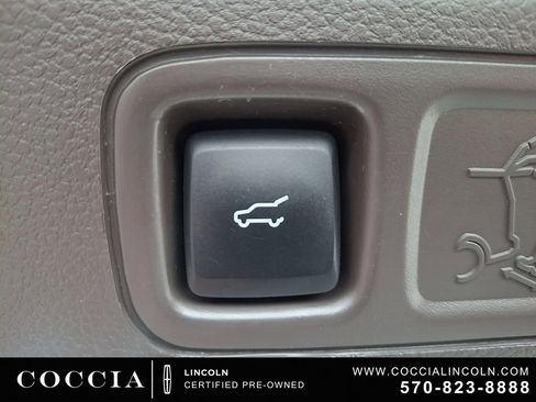 Certified 2023 Lincoln Navigator L Reserve AWD/4WD image 29