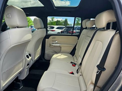 New 2026 Mercedes-Benz GLB 250 4MATIC image 21