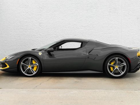 Used 2022 Ferrari 296 GTB RWD image 3