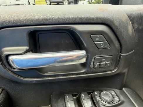 Used 2020 GMC Sierra 2500 Denali w/ Denali Ultimate Package AWD/4WD image 17