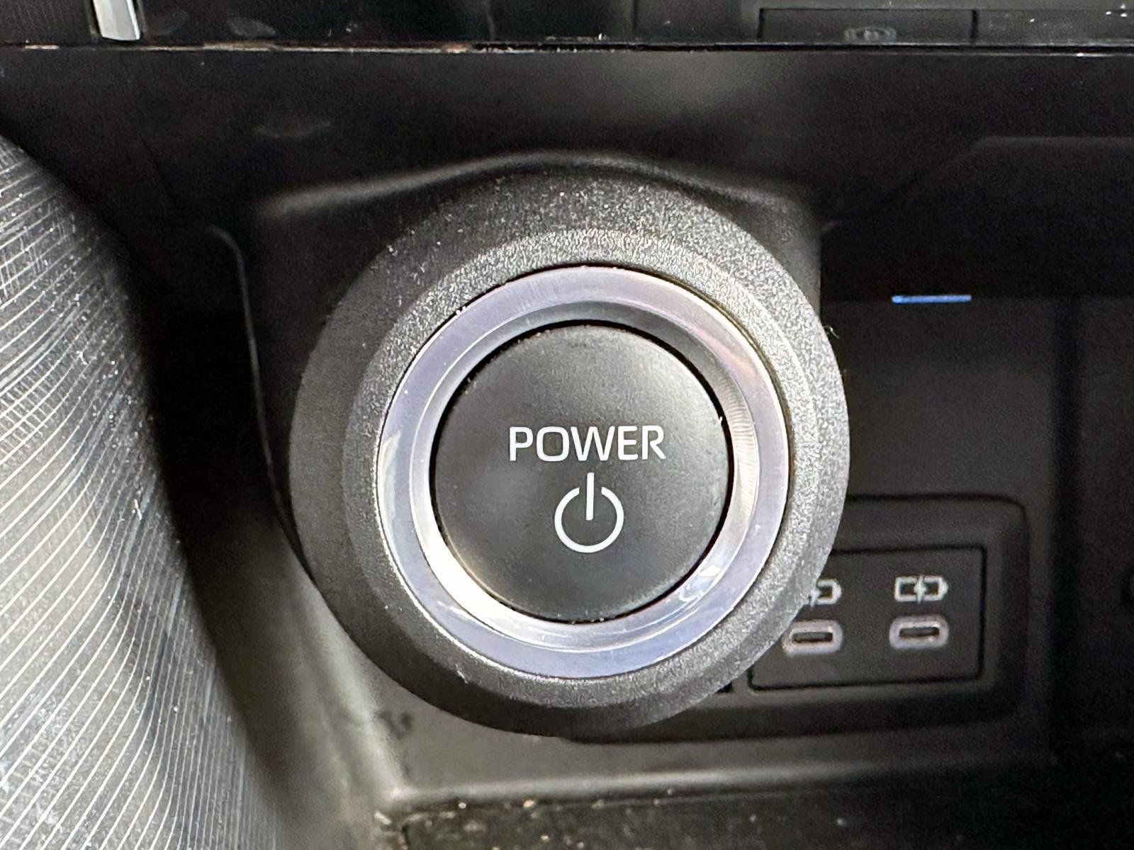 Used 2024 Toyota Venza Nightshade AWD/4WD image 25