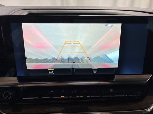 Used 2024 Chevrolet Silverado 1500 LT w/ Protection Package image 19