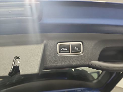 Certified 2023 Kia Sorento SX AWD/4WD image 13