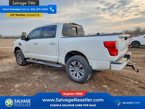 Used 2017 Nissan Titan SL AWD/4WD image 3