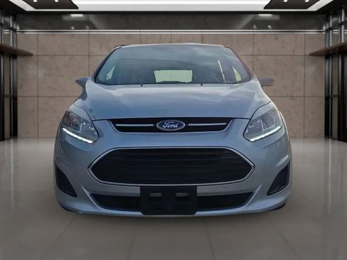 Used 2017 Ford C-MAX SE image 3