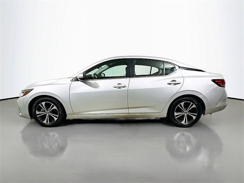Used 2023 Nissan Sentra SV image 4