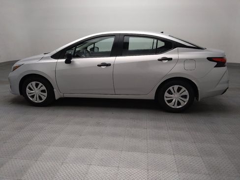 Used 2025 Nissan Versa S w/ Trunk Package FWD image 3