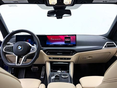Used 2025 BMW 330i Sedan w/ M Sport Package RWD image 29