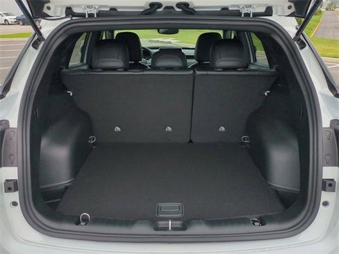 New 2026 Jeep Compass Latitude image 13