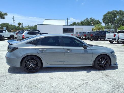 Used 2025 Honda Civic Sport image 8