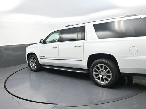 Used 2019 GMC Yukon XL Denali image 50