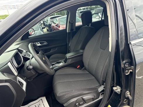 Used 2017 Chevrolet Equinox LS FWD image 7