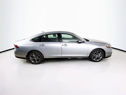Certified 2023 Honda Accord EX-L image 2
