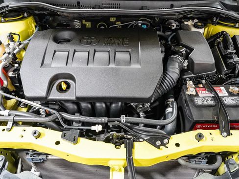Certified 2017 Toyota Corolla iM w/ Carpet Mat Package FWD image 28