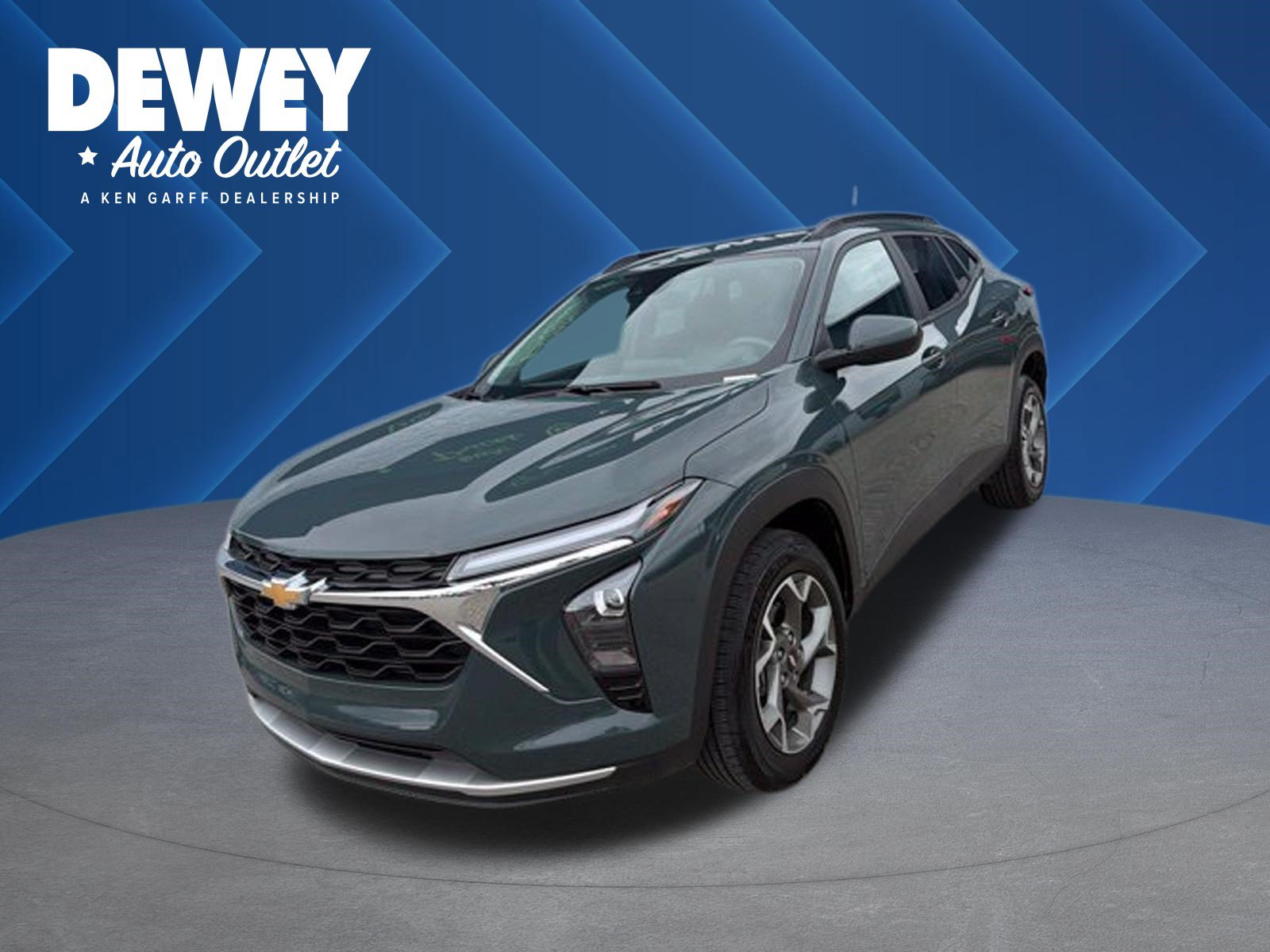 Used 2025 Chevrolet Trax LT FWD image 1