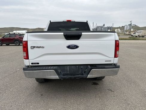Used 2016 Ford F150 XLT image 15