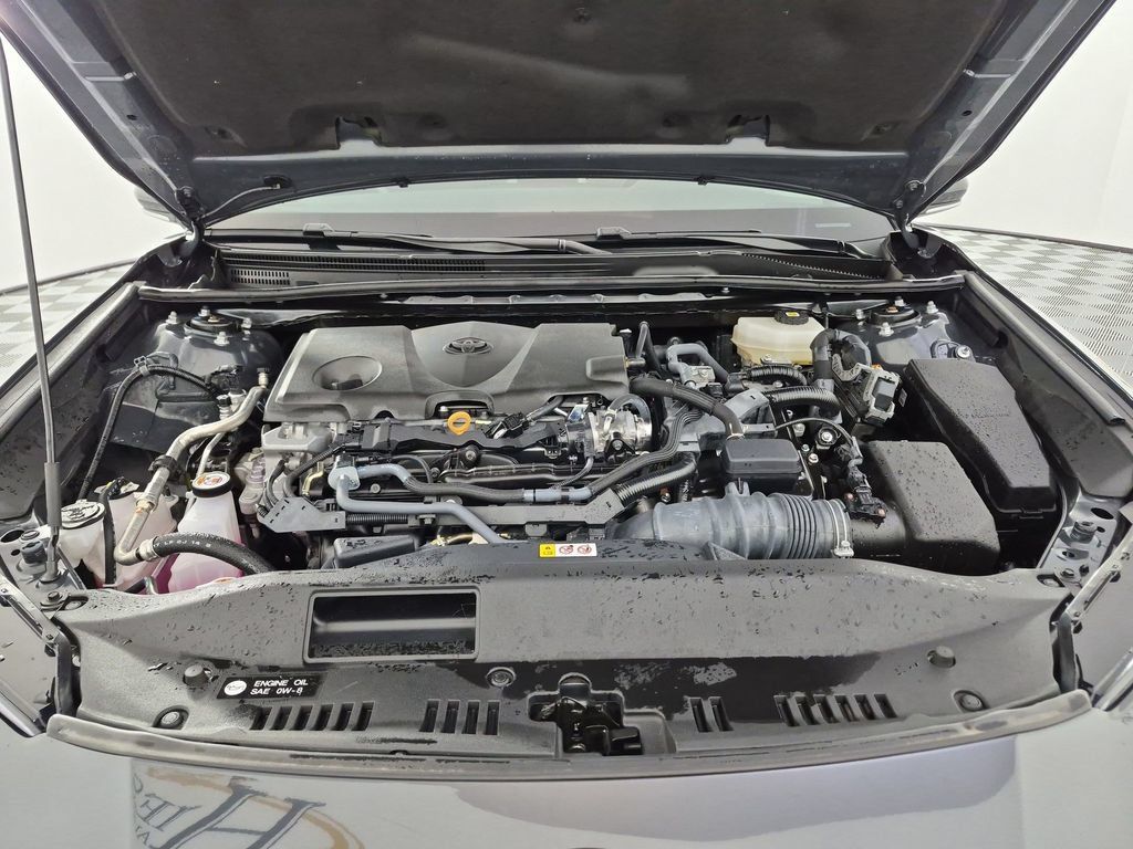 Used 2025 Toyota Camry SE FWD image 38