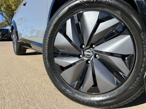 Certified 2023 Nissan Ariya AWD image 8