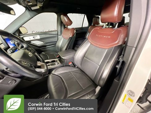 Used 2020 Ford Explorer Platinum image 26