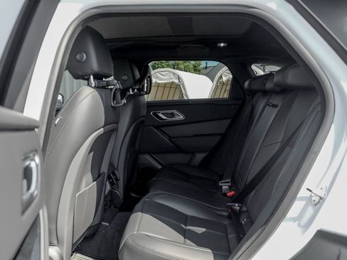 Used 2026 Land Rover Range Rover Velar Dynamic SE image 16