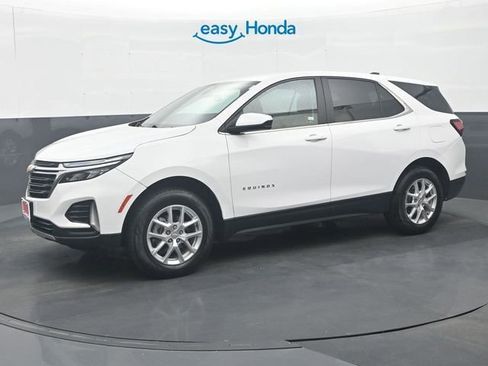 Used 2024 Chevrolet Equinox LT AWD/4WD image 4