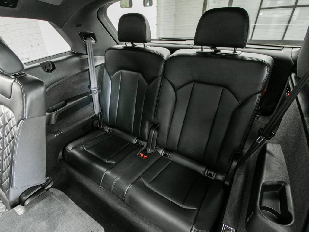 Used 2023 Audi SQ7 Prestige w/ Prestige Package AWD/4WD image 28