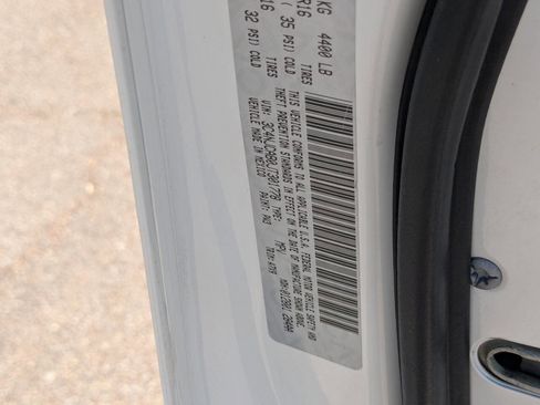 Used 2018 Jeep Compass Sport image 37