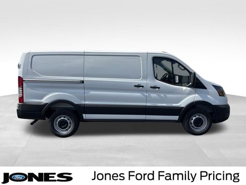 New 2026 Ford Transit 250 Low Roof RWD image 2
