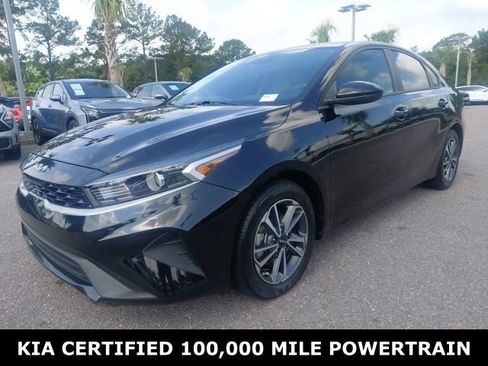 Certified 2023 Kia Forte LXS FWD image 1