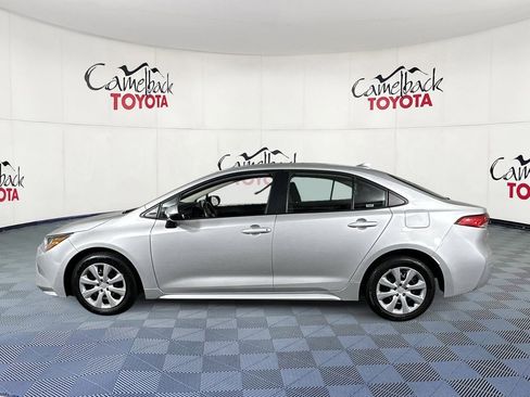 Used 2024 Toyota Corolla LE image 4